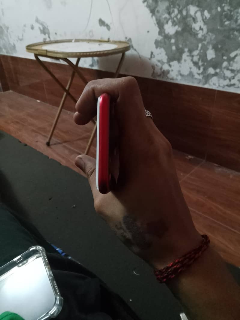 iPhone 7/128 pTA 4