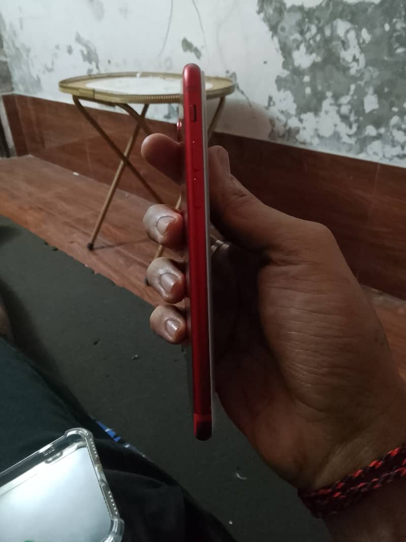 iPhone 7/128 pTA 6