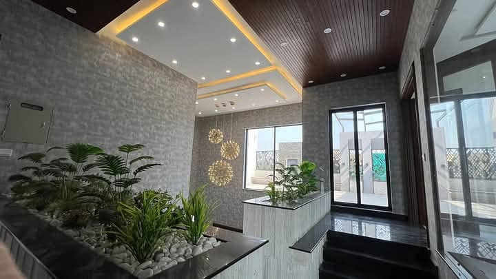 1 Kanal Lower Portion Available For Rent In Lake City 3