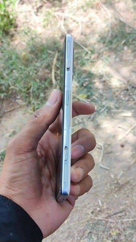 Redmi k40 pro one of the best for pubg 90fps 19 GB RAM 256 GB Memory 0
