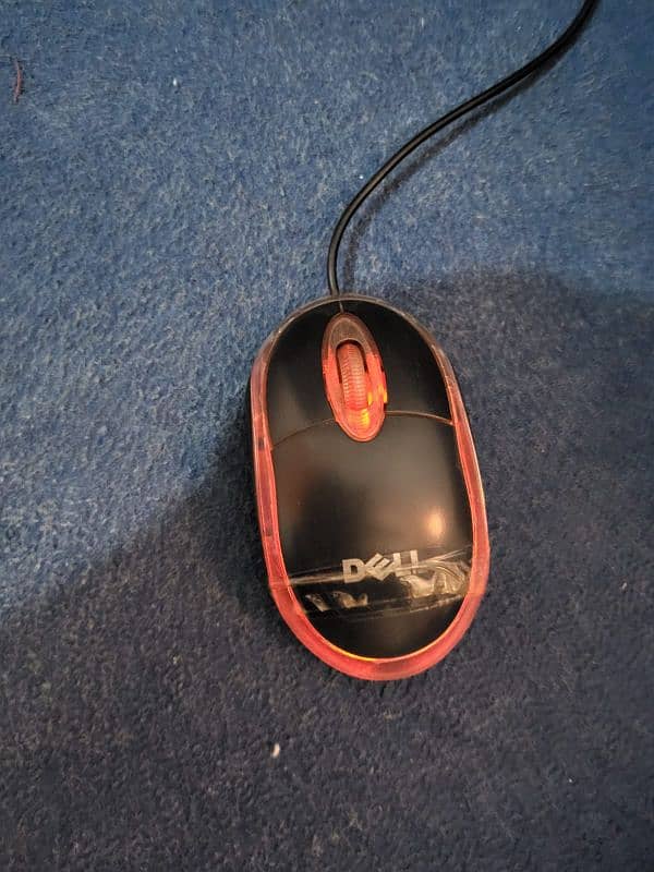 urgent sale all set CPU monitor keyboard mouse 3
