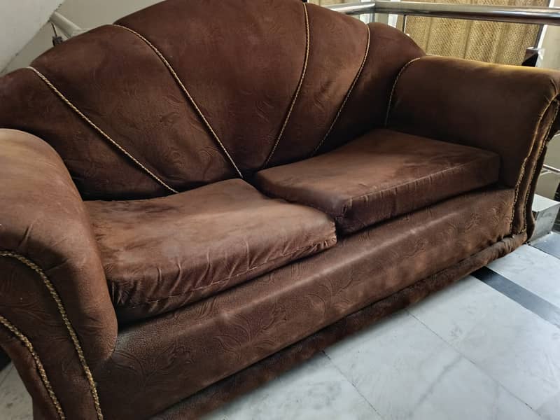 6 Seater sofa set with side and centre tables for sale 5