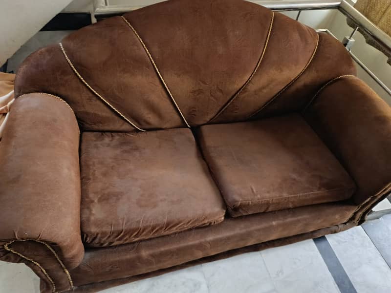 6 Seater sofa set with side and centre tables for sale 6