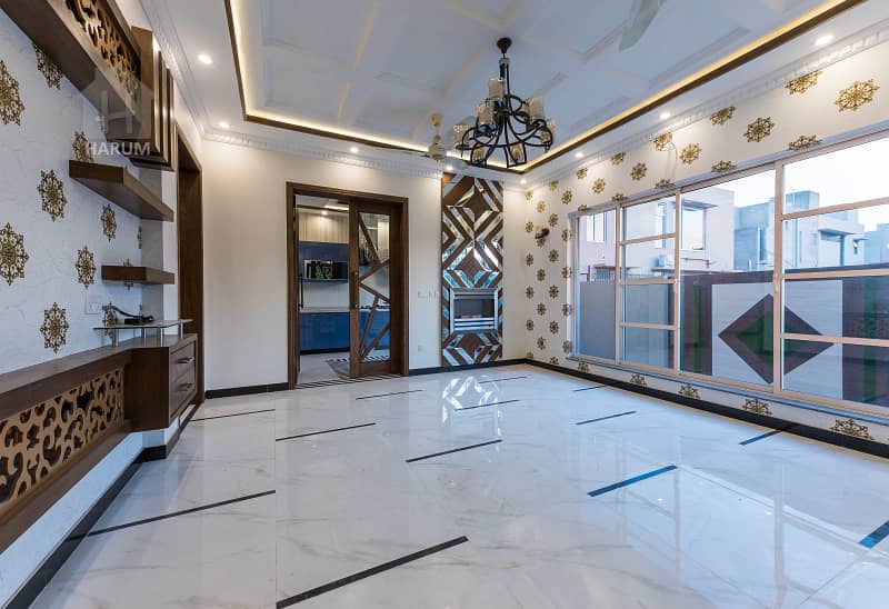Prime Location 10-Marla Bungalow For Rent In DHA Phase 8 Contemporary Design, 4 Bedrooms &Amp; Top-Notch Amenities! 11