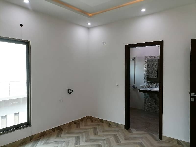 Stunning 5 Marla House In Valencia - Block J Available 4