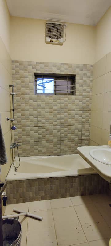 Best opportunity of house for buy with four bedrooms car garage 5 marla available in model town link road 2