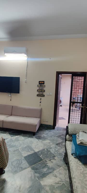 Best opportunity of house for buy with four bedrooms car garage 5 marla available in model town link road 3