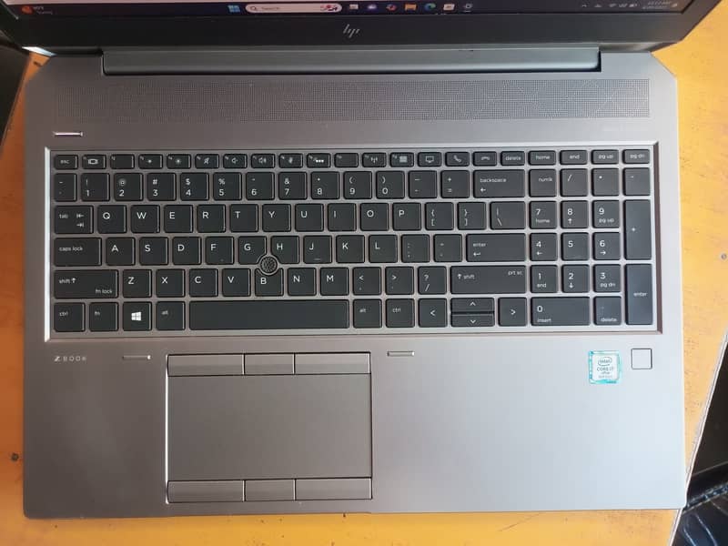 ZBook 15, Core i7/8th Gen 32/512, 4GB Card 4