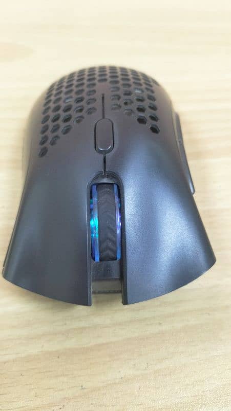 rgba lights wireless gamming mouse 3
