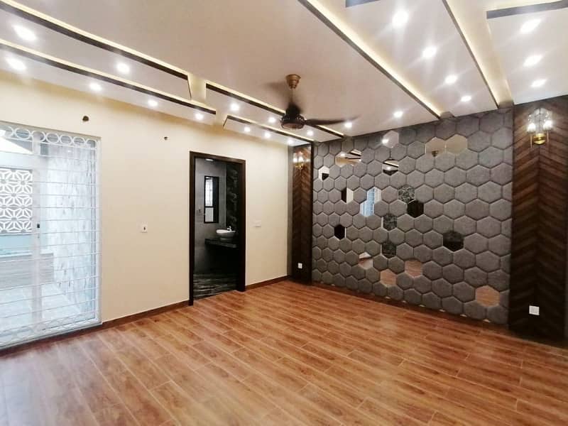 1 Kanal Double Story Brand New House In Wapda Town Prime Location 22
