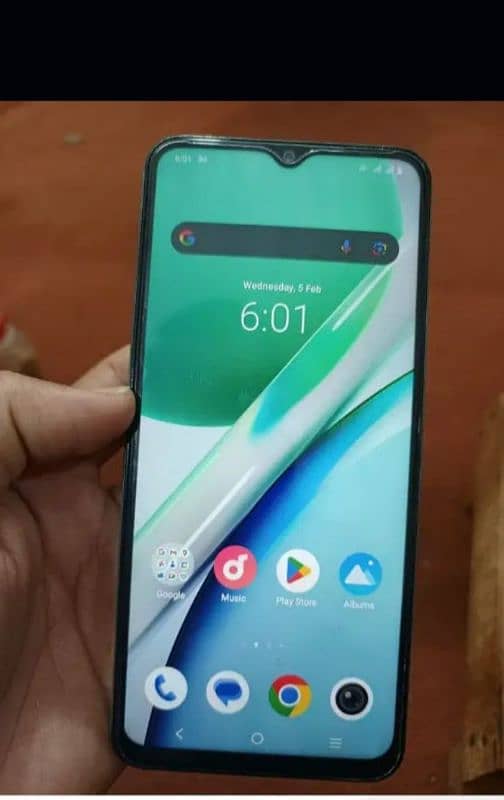 Vivo y18 4+4 128 gb 8