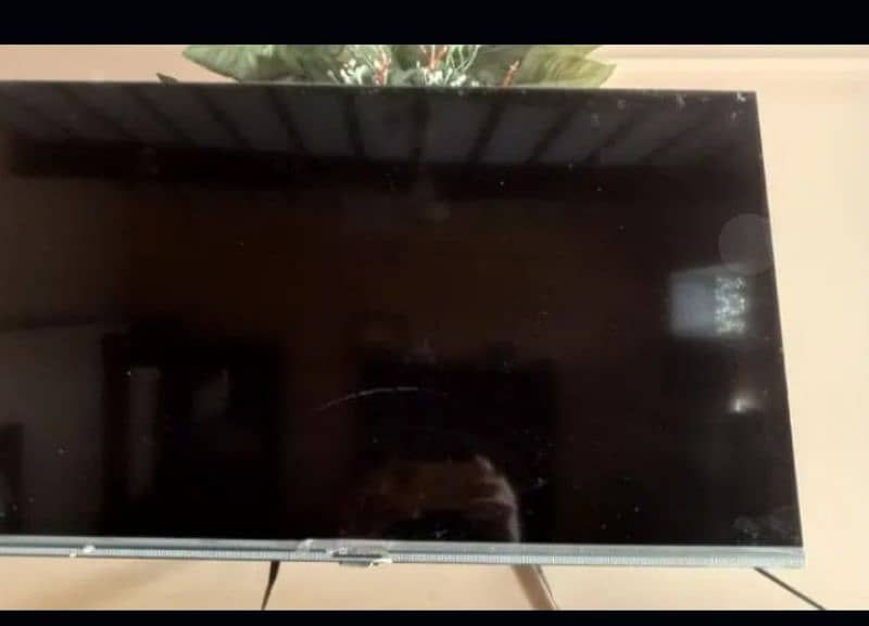 Orient LCD's SAIL in Vary Good Condition  43 Inch 0