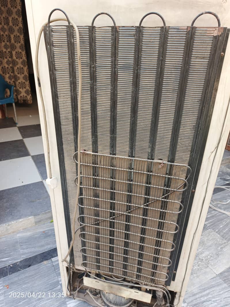 Dawlance refrigerator medium 0