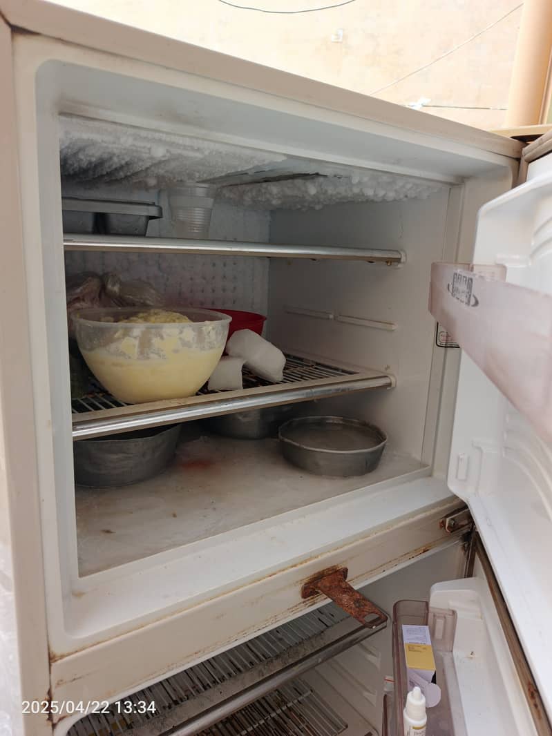 Dawlance refrigerator medium 2