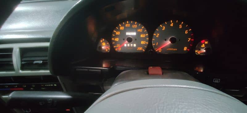 Suzuki Cultus VXR 2010 8