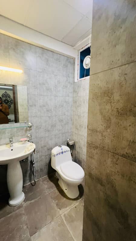 3 Bedroom Fully Furnished Flat For Rent Front Of Giga Mall Swimming Pool 24