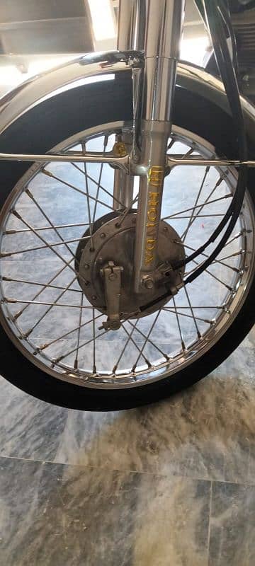 Honda cg125 6