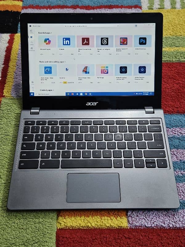 ACER slim laptop with M. 2 SSD 4