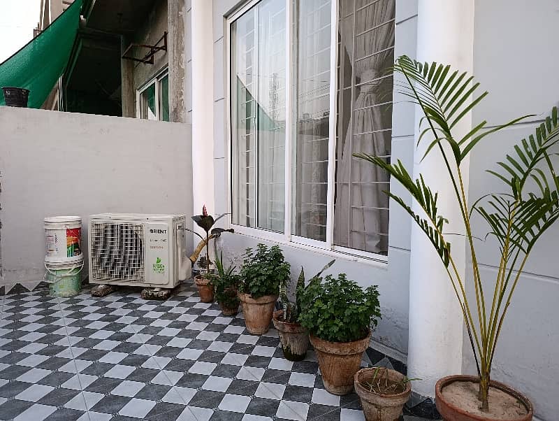 10 Marla Like Brand New House 60 Feet Road For Sale In Punjab Govt Society Phase 1 Pia Road 16