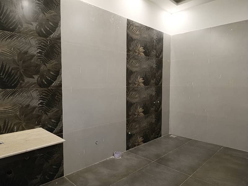 10 Marla Like Brand New House 60 Feet Road For Sale In Punjab Govt Society Phase 1 Pia Road 25