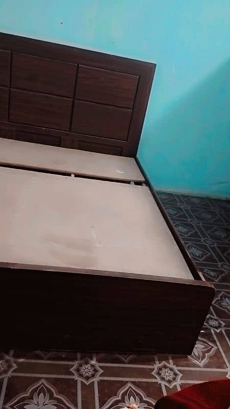 double bed for argent sale just in. 15000 1