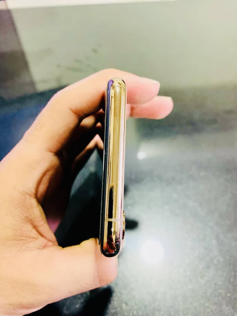 iPhone XS 256GB Gold PTA Approved(Jv) 6