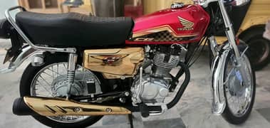 HONDA 125 2024 GOLD EDITION