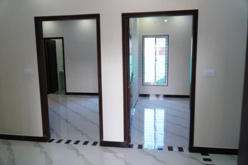 6 Marla Beautiful Upper Portion For Rent 0