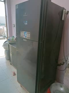 Dawlance refrigerator size medium