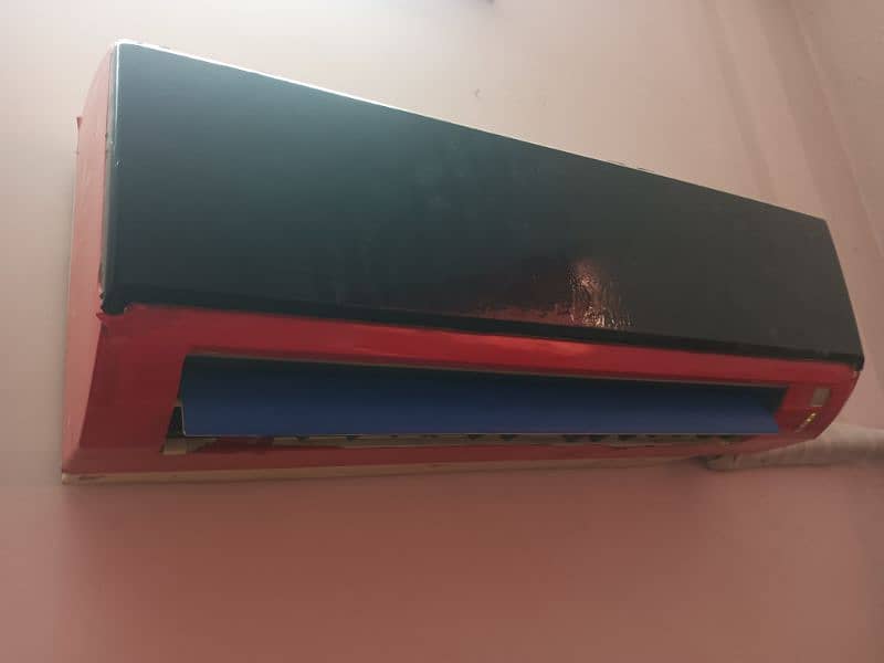 Mitsubishi 1 ton AC excellent condition 1