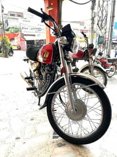 Honda CG 125 Golden Edition Model 2025 (Self Start)