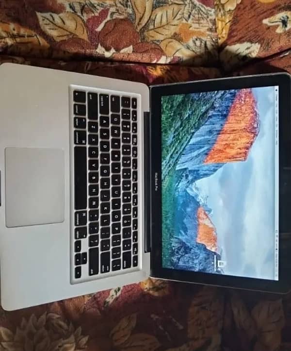 mac book pro 8 gb ram 128 gb ssd best machine 1