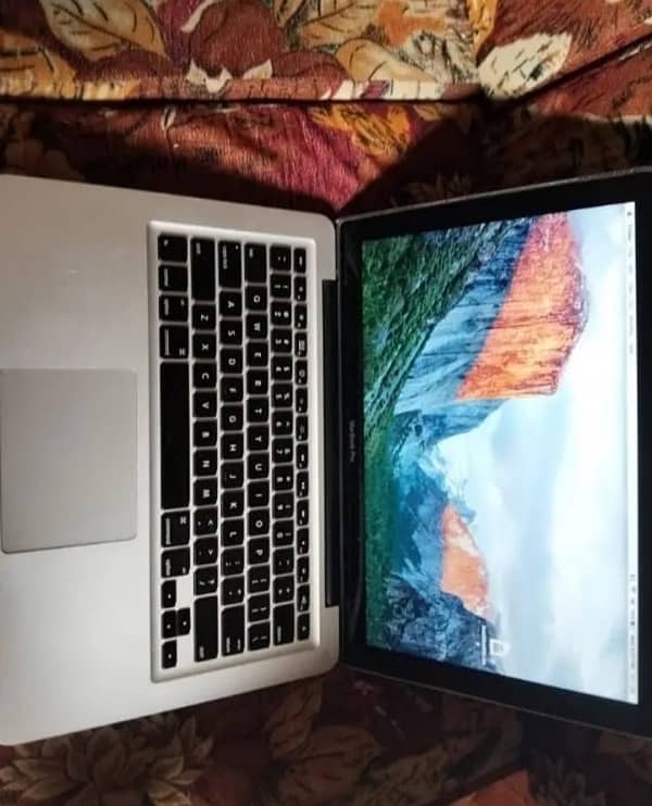 mac book pro 8 gb ram 128 gb ssd best machine 3