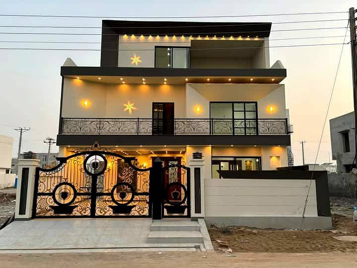 10 Marla Ultra Modern Luxurious Triple Storey House Available For Sale In Buch Executive Villas Multan Multan 0