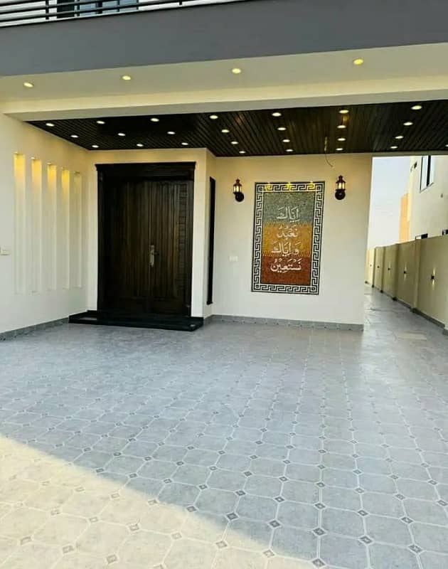 10 Marla Ultra Modern Luxurious Triple Storey House Available For Sale In Buch Executive Villas Multan Multan 6