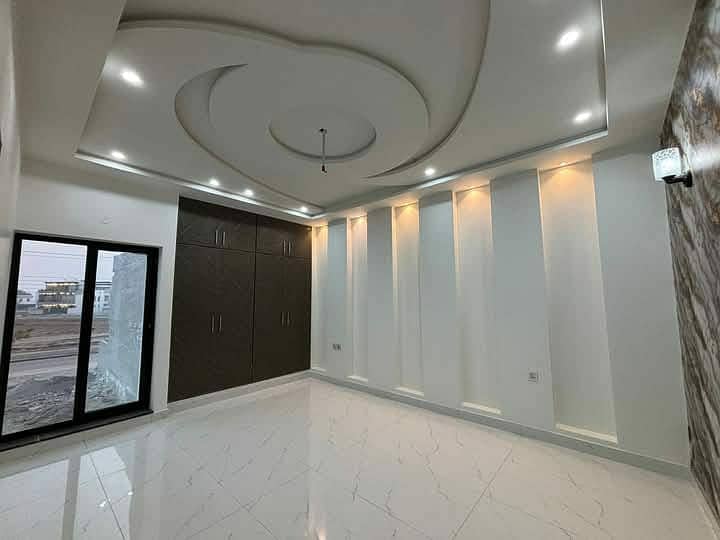 10 Marla Ultra Modern Luxurious Triple Storey House Available For Sale In Buch Executive Villas Multan Multan 18