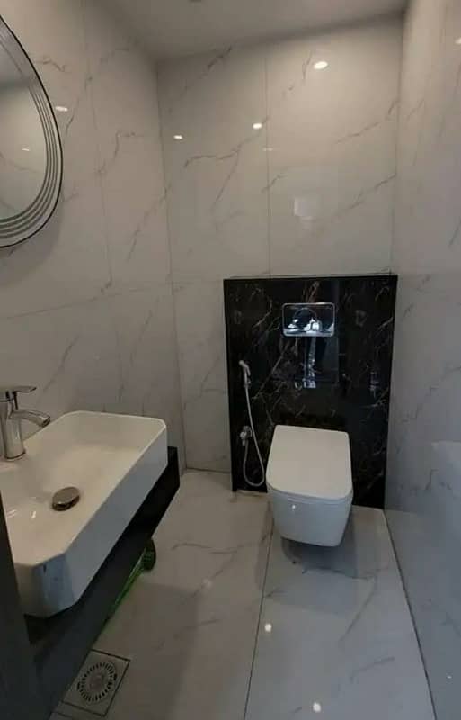 10 Marla Ultra Modern Luxurious Triple Storey House Available For Sale In Buch Executive Villas Multan Multan 38