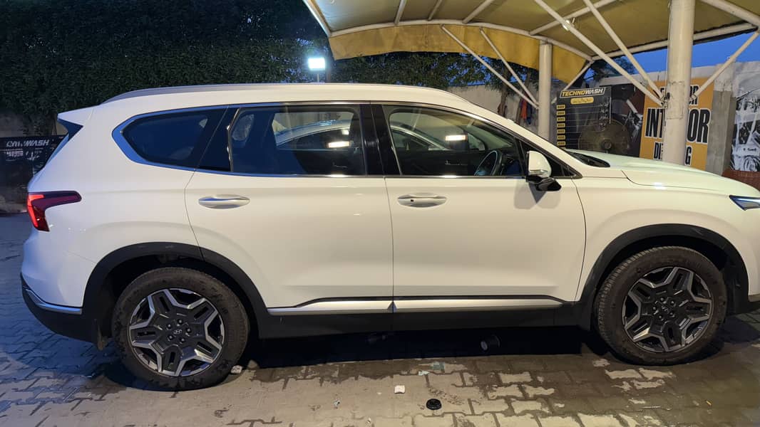 Hyundai Santafe Signature 2023 3