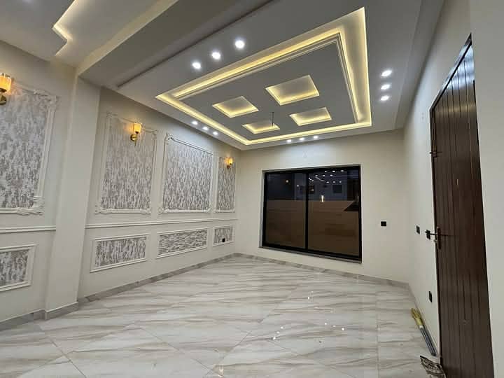 5 Marla Luxurious Triple Storey House Available For Sale In Buch Executive Villas Multan 16
