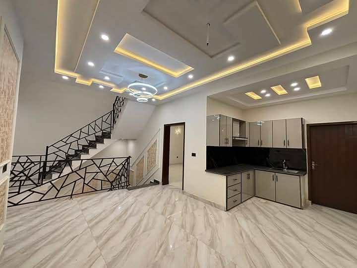 5 Marla Luxurious Triple Storey House Available For Sale In Buch Executive Villas Multan 22