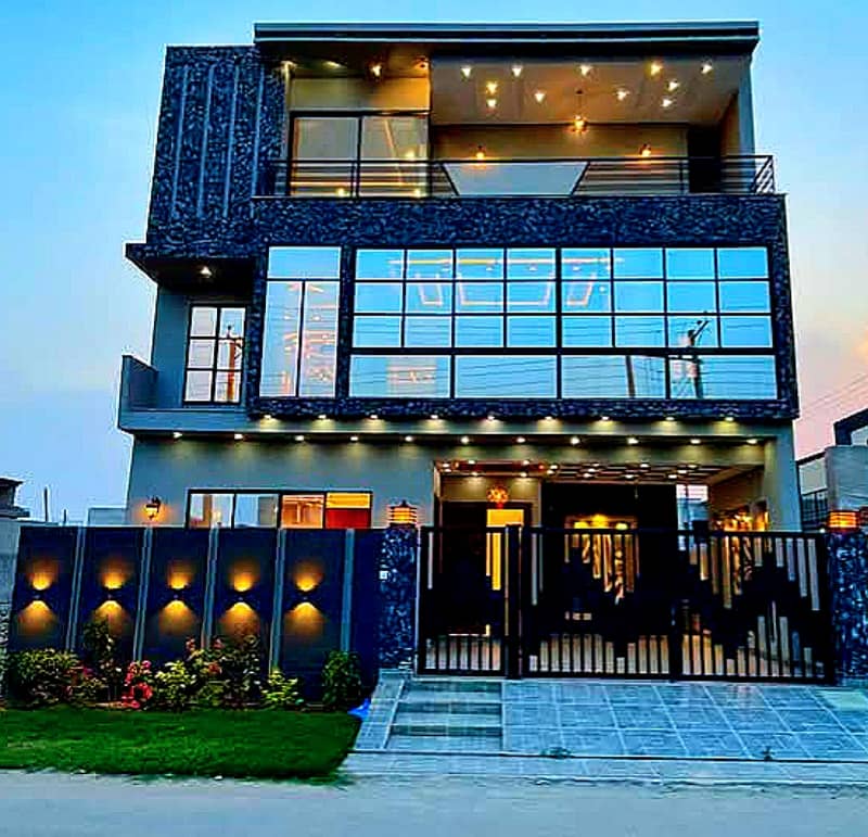 8.42 Marla Triple Storey Luxurious House Available For Sale In Buch Executive Villas Multan 0