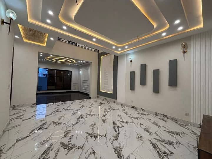 8.42 Marla Triple Storey Luxurious House Available For Sale In Buch Executive Villas Multan 7