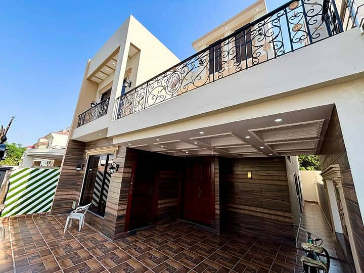 7.5 Marla House For Sale on Good Location Buch Executive Villas Multan 1
