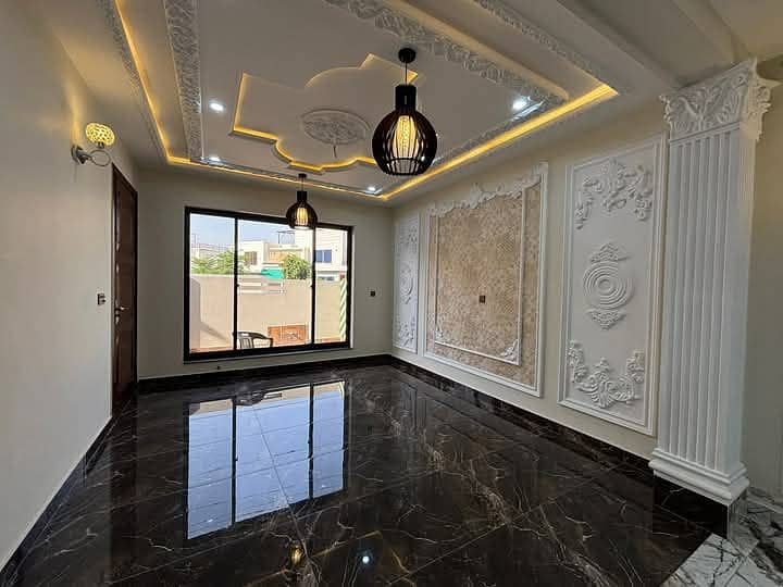 7.5 Marla House For Sale on Good Location Buch Executive Villas Multan 5