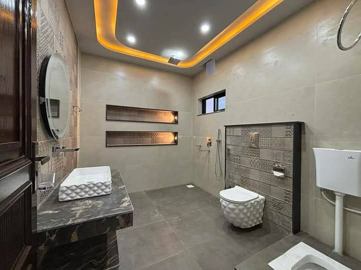 10 Marla Brand New House For Sale On Main Boulverd in Buch Executive Villas Multan 12