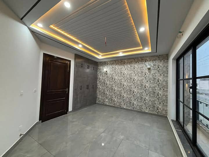 10 Marla Brand New House For Sale On Main Boulverd in Buch Executive Villas Multan 15