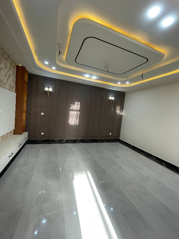 10 Marla Brand New House For Sale On Main Boulverd in Buch Executive Villas Multan 21