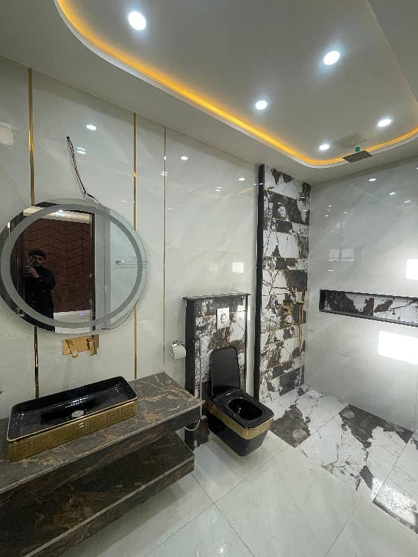 10 Marla Brand New House For Sale On Main Boulverd in Buch Executive Villas Multan 30
