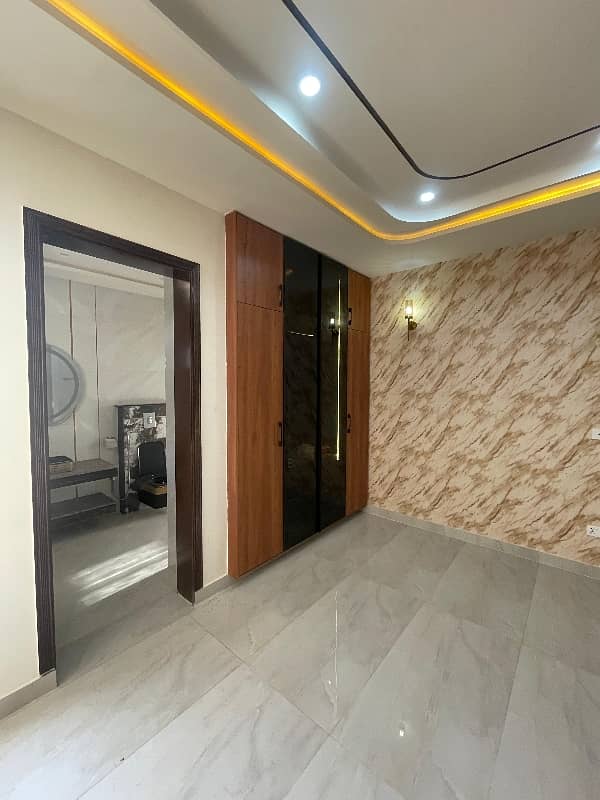 10 Marla Brand New House For Sale On Main Boulverd in Buch Executive Villas Multan 36