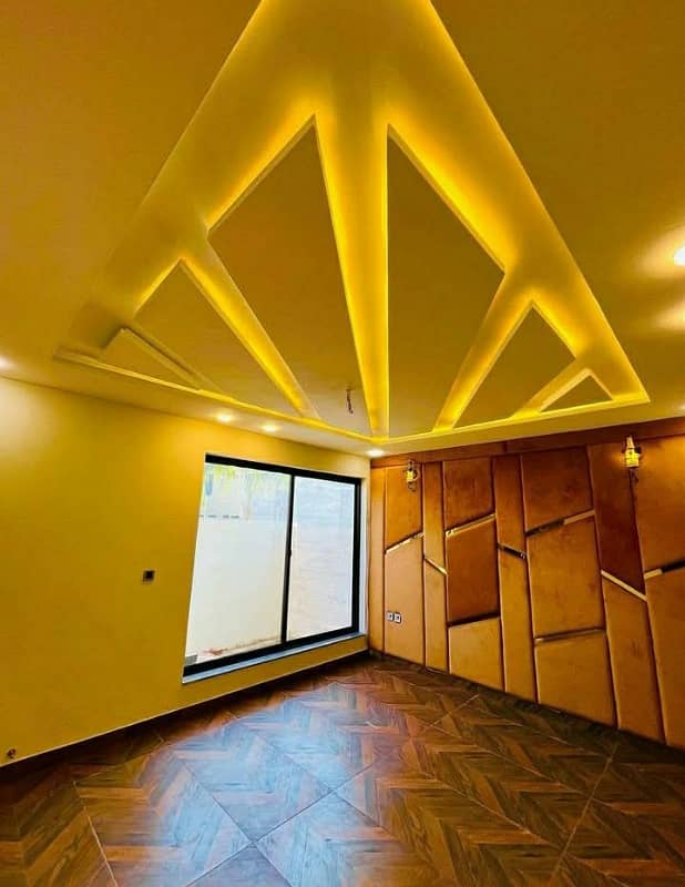 7.5 Marla Ultra Modern Luxurious Triple Story House Available For Sale In Buch Executive Villas Multan 8